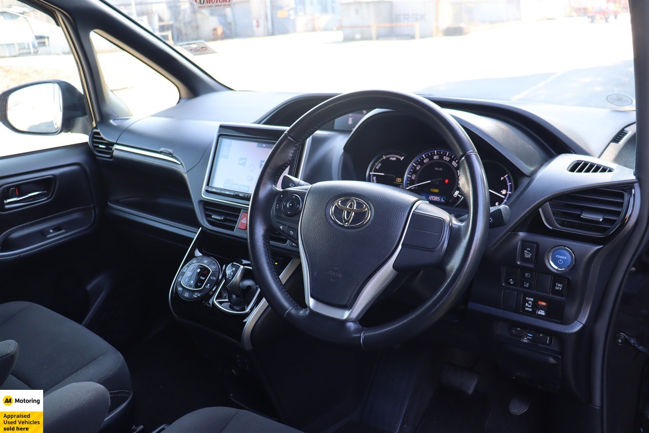 2017 Toyota Esquire