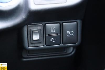 2018 Toyota Aqua - Thumbnail