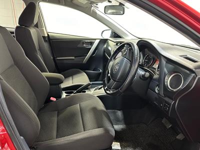 2014 Toyota Auris - Thumbnail