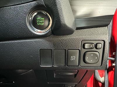 2014 Toyota Auris - Thumbnail