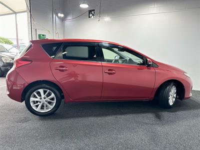 2014 Toyota Auris - Thumbnail