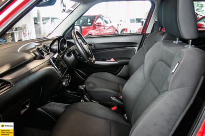 2023 Suzuki Swift - Thumbnail