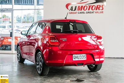 2023 Suzuki Swift - Thumbnail