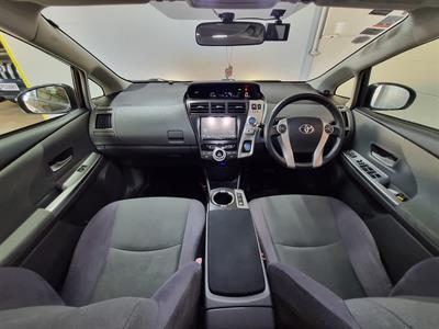 2012 Toyota Prius - Thumbnail