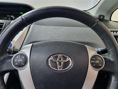 2012 Toyota Prius - Thumbnail