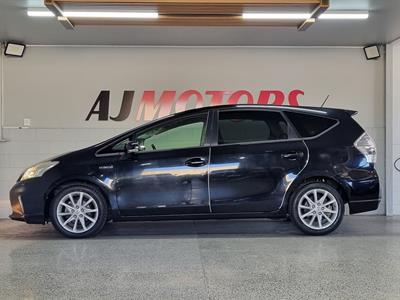 2012 Toyota Prius - Thumbnail