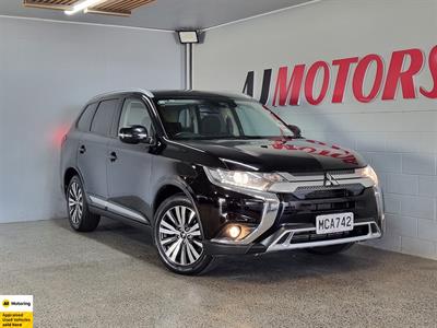 2019 Mitsubishi Outlander - Thumbnail
