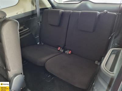 2019 Mitsubishi Outlander - Thumbnail