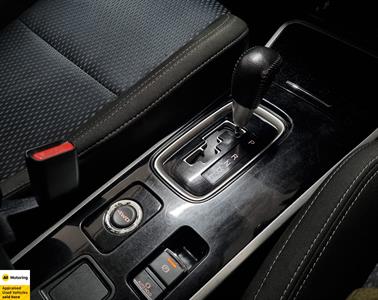 2019 Mitsubishi Outlander - Thumbnail