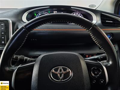 2016 Toyota Sienta - Thumbnail