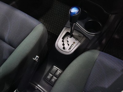 2015 Toyota Aqua - Thumbnail