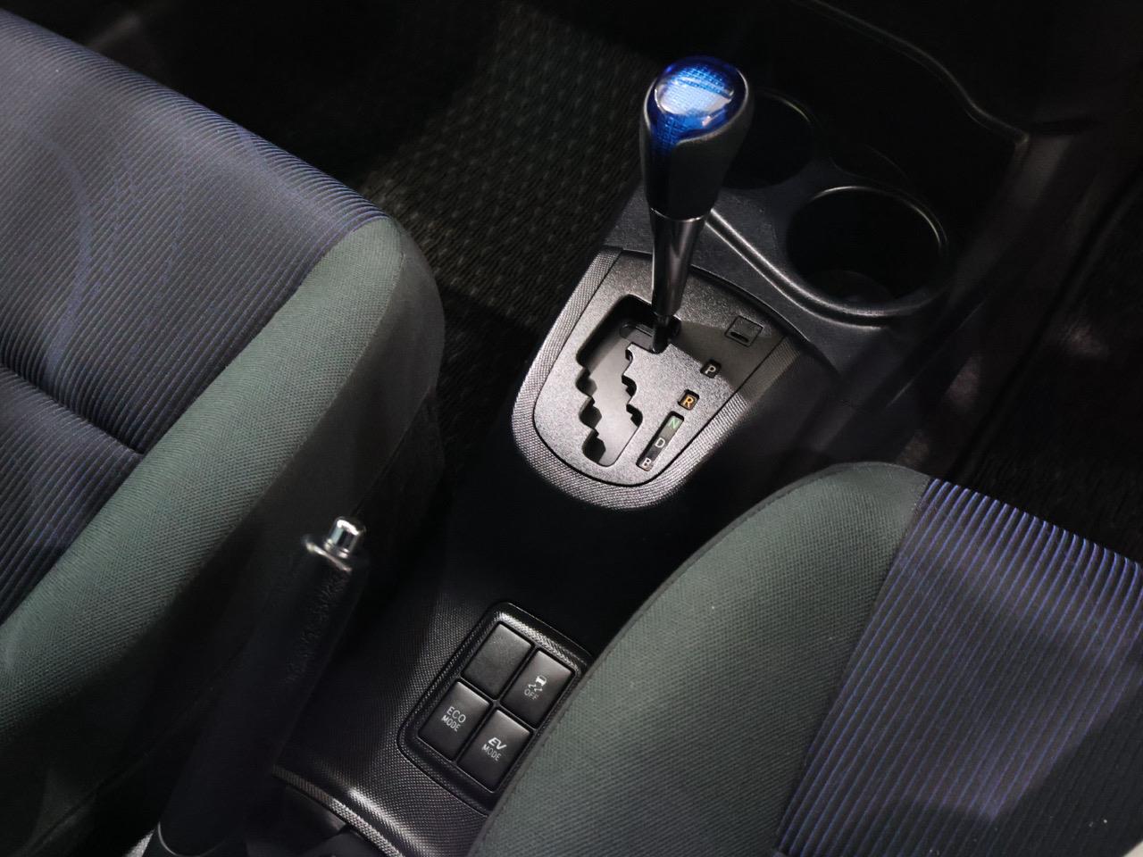 2015 Toyota Aqua