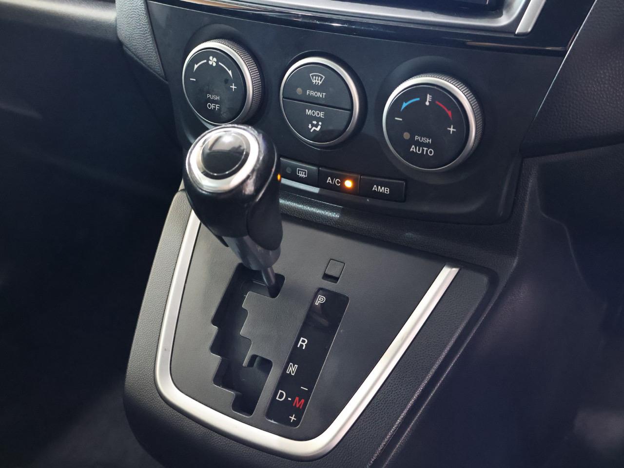 2013 Nissan Lafesta
