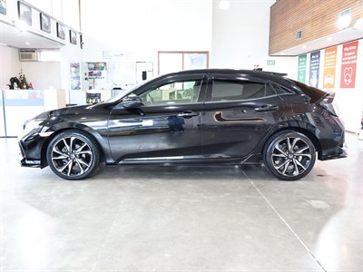 2018 Honda Civic - Thumbnail