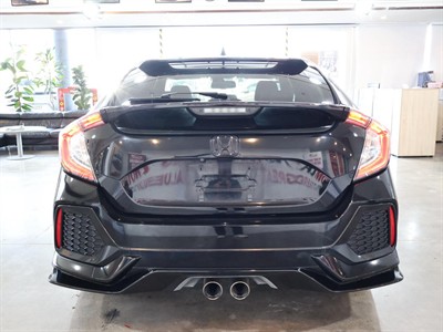 2018 Honda Civic - Thumbnail