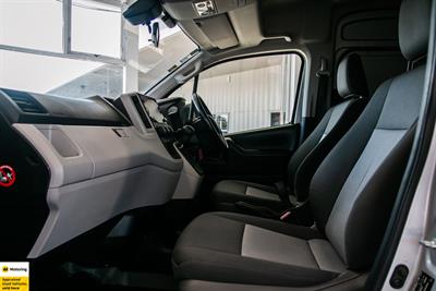 2021 Toyota Hiace - Thumbnail