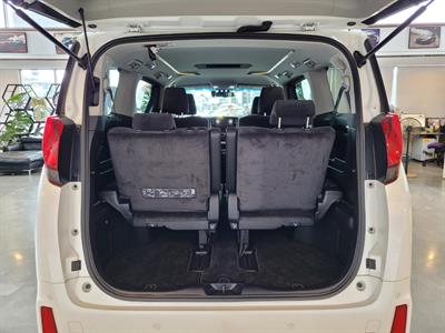 2016 Toyota Vellfire - Thumbnail