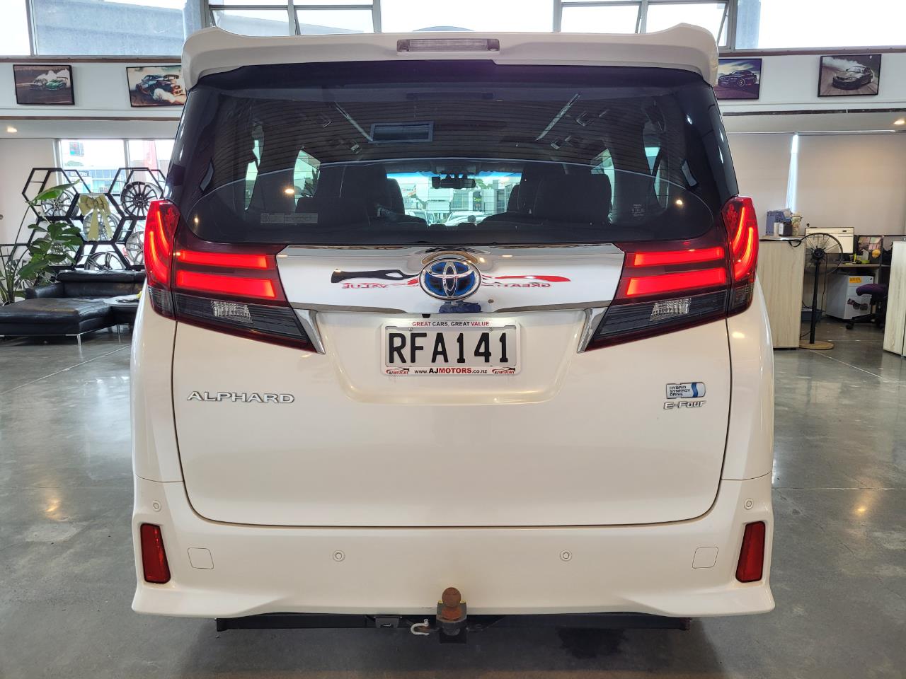 2016 Toyota Vellfire