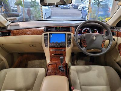 2007 Toyota Crown - Thumbnail