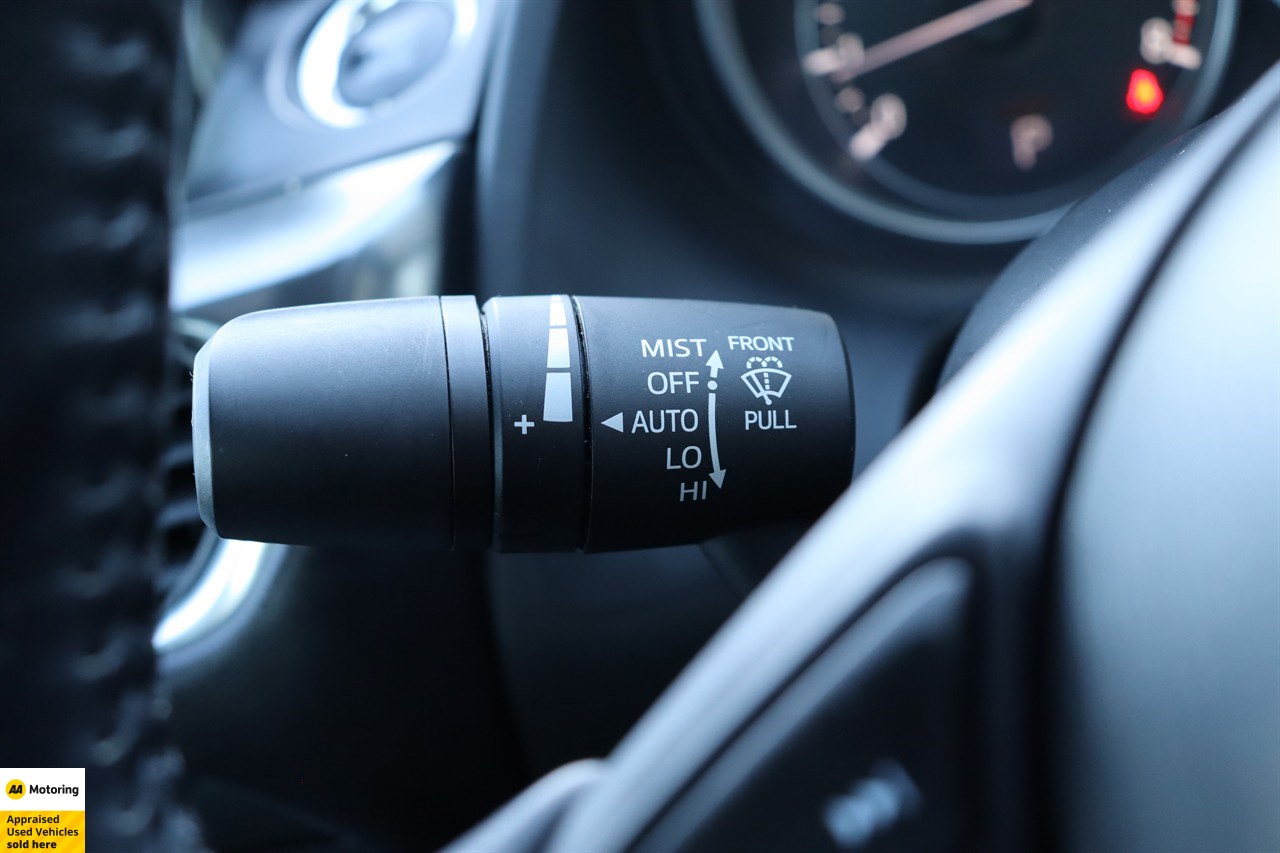 2016 Mazda Atenza