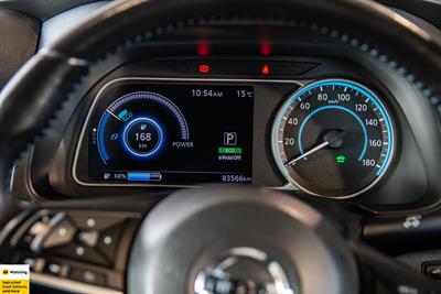 2018 Nissan Leaf - Thumbnail