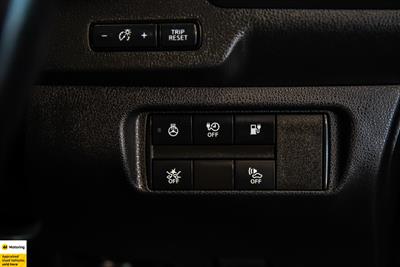 2018 Nissan Leaf - Thumbnail