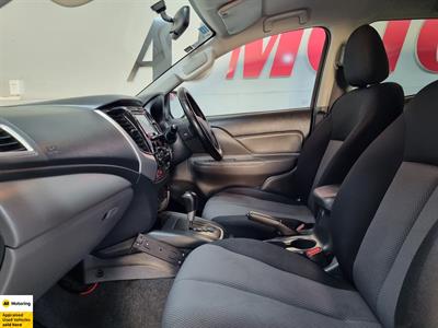 2016 Mitsubishi Triton - Thumbnail