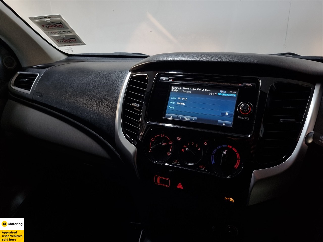 2016 Mitsubishi Triton