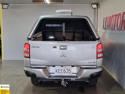 2016 Mitsubishi Triton - Thumbnail