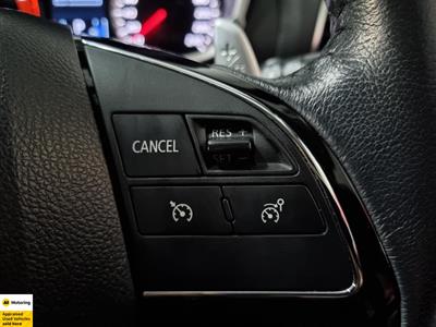 2020 Mitsubishi Eclipse Cross - Thumbnail