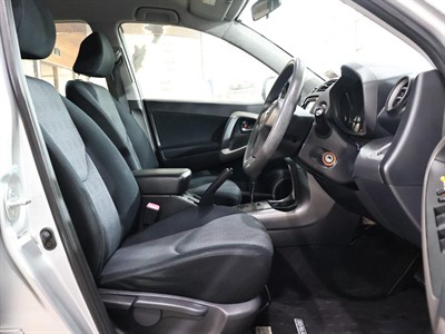 2006 Toyota RAV4 - Thumbnail