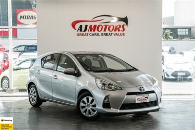 2014 Toyota Aqua - Thumbnail