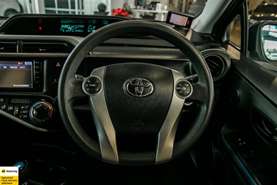2014 Toyota Aqua - Thumbnail