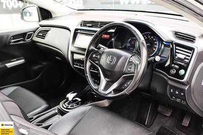 2015 Honda Grace - Thumbnail