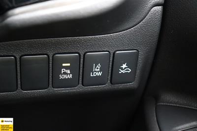 2021 Mitsubishi Outlander - Thumbnail