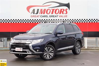 2021 Mitsubishi Outlander - Thumbnail