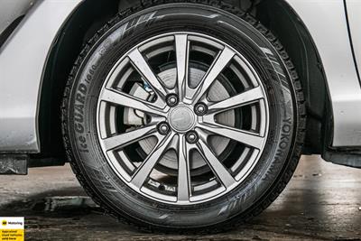 2020 Toyota Aqua - Thumbnail