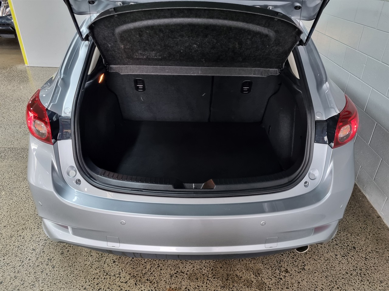 2018 Mazda Axela