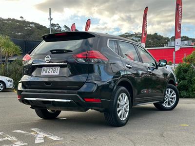 2022 Nissan X-Trail - Thumbnail