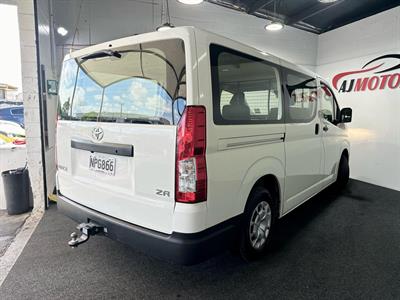 2021 Toyota Hiace - Thumbnail
