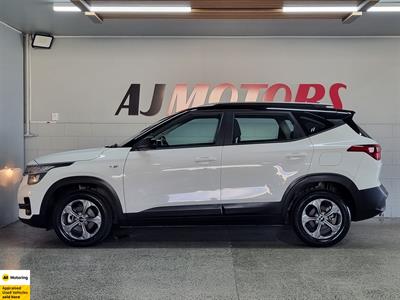 2022 Kia Seltos - Thumbnail