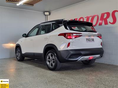 2022 Kia Seltos - Thumbnail