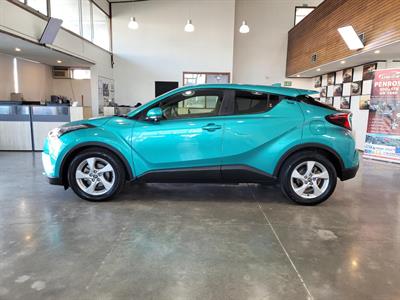 2018 Toyota C-HR - Thumbnail