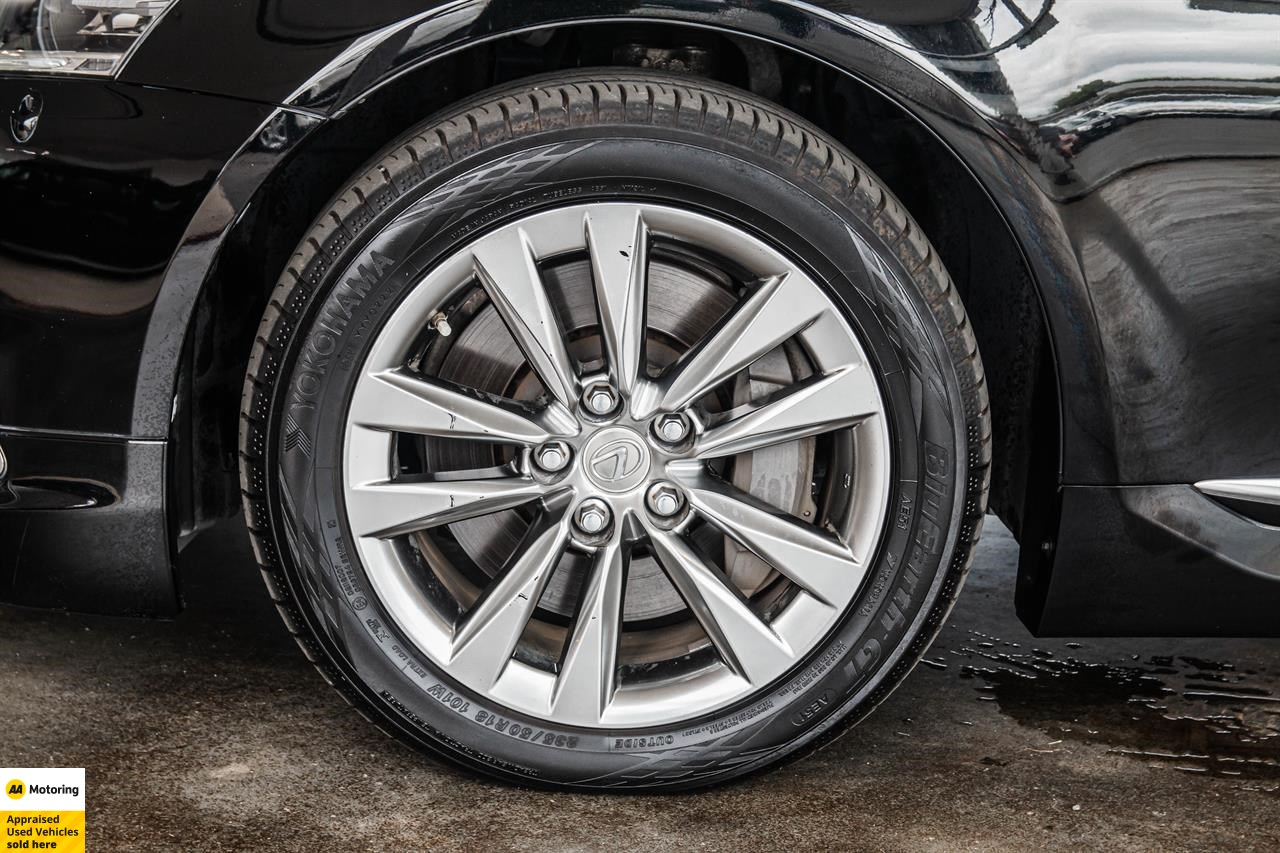 2015 Lexus LS 600