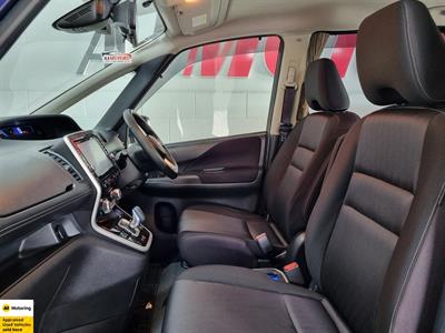 2018 Nissan Serena - Thumbnail