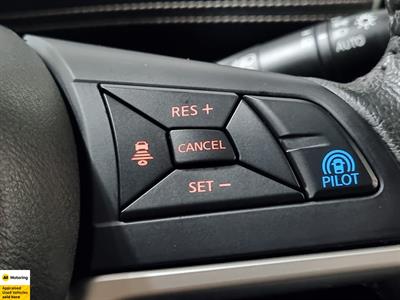 2018 Nissan Serena - Thumbnail