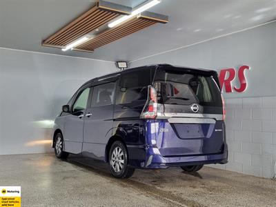 2018 Nissan Serena - Thumbnail