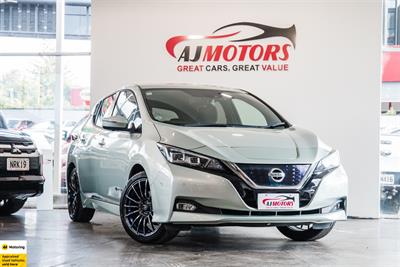 2017 Nissan Leaf - Thumbnail