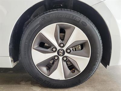 2019 Hyundai IONIQ - Thumbnail