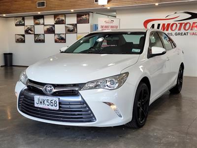 2016 Toyota Camry - Thumbnail